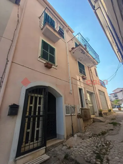 Casa Indipendente in vendita a Ceprano - foto 1