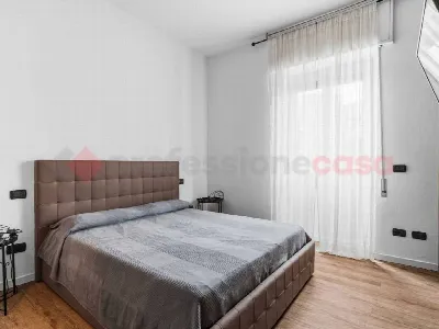 Appartamento in vendita a Milano, Famagost... - foto 7