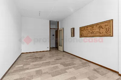 Appartamento in vendita a Milano, Famagost... - foto 4