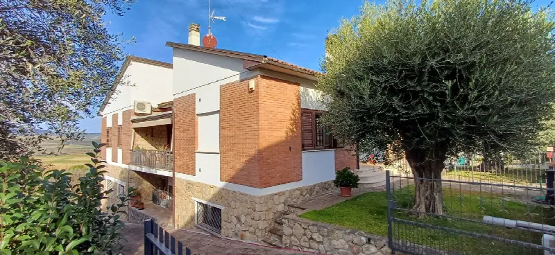 Casa Indipendente in vendita a Grosseto, Grosseto Nord - foto 1