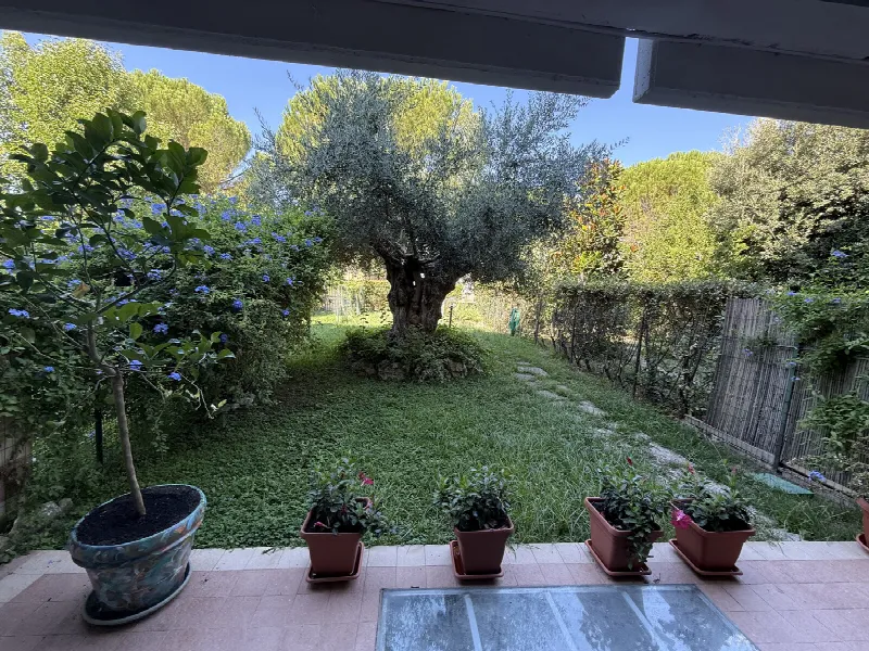 Villetta a schiera in vendita a Grosseto, Centro, Semicentro - foto 1