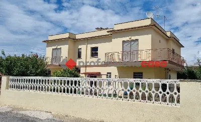 Villa in vendita a Pomezia - foto 2