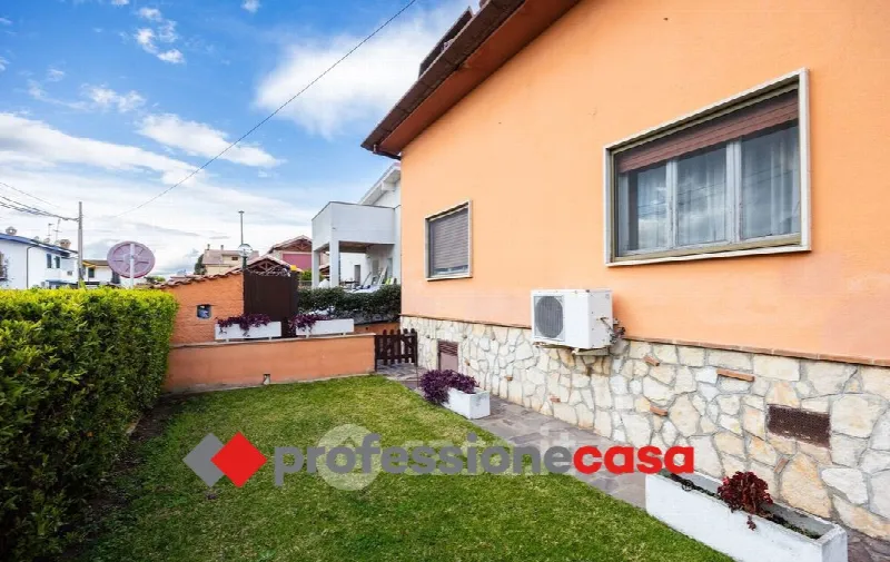 Casa Indipendente in vendita a Pomezia - foto 10