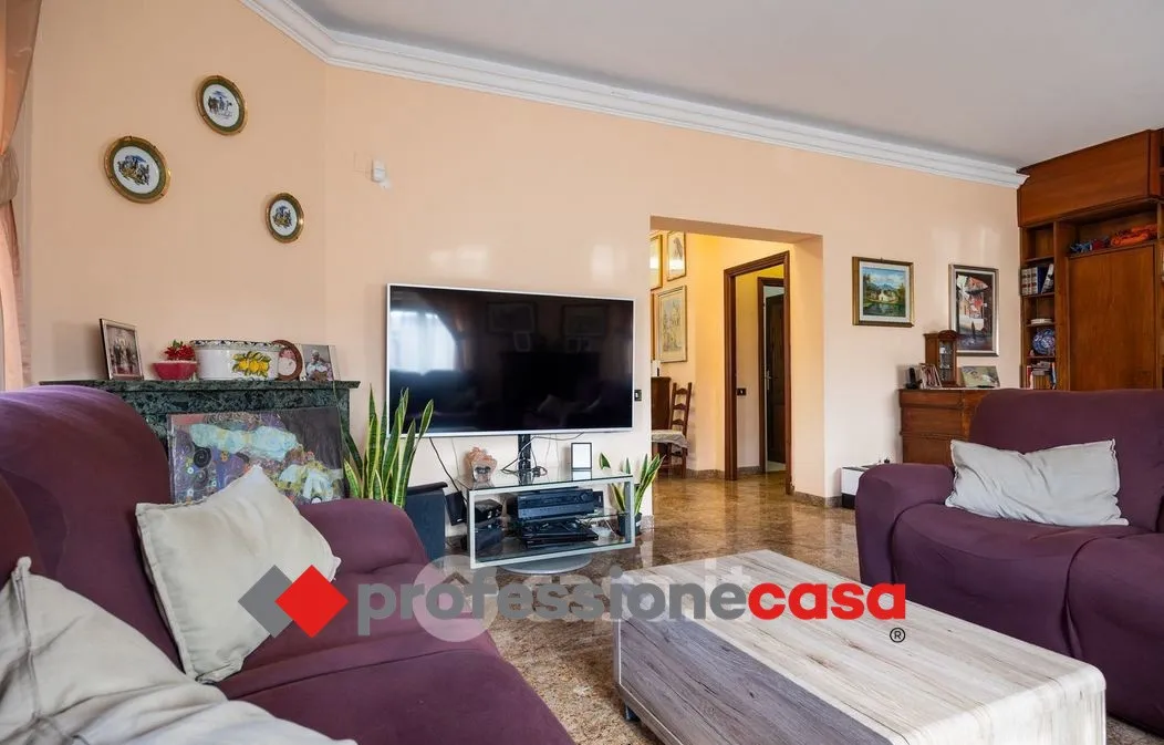 Casa Indipendente in vendita a Pomezia - foto 3