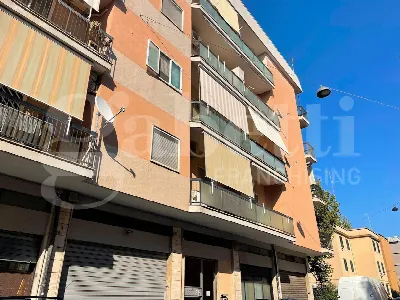 Appartamento in vendita a Bari, Japigia, s... - foto 2