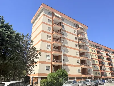 Appartamento in vendita a Bari, Japigia, s... - foto 1