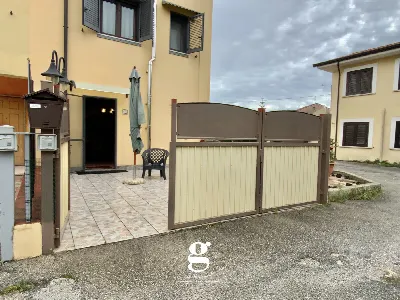 Villetta a schiera in vendita a Casal Veli... - foto 1
