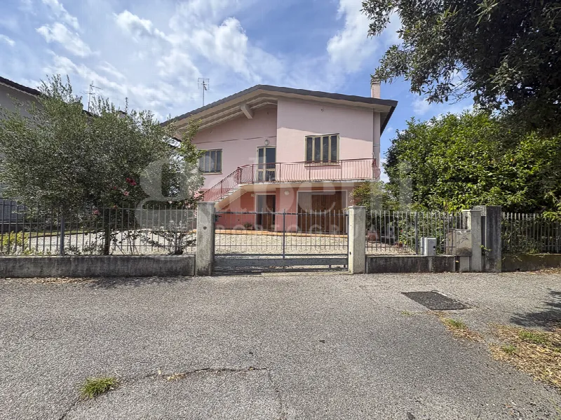 Casa Indipendente in vendita a Teglio Veneto - foto 2