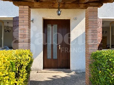 Casa Indipendente in vendita a Sesto al Re... - foto 1