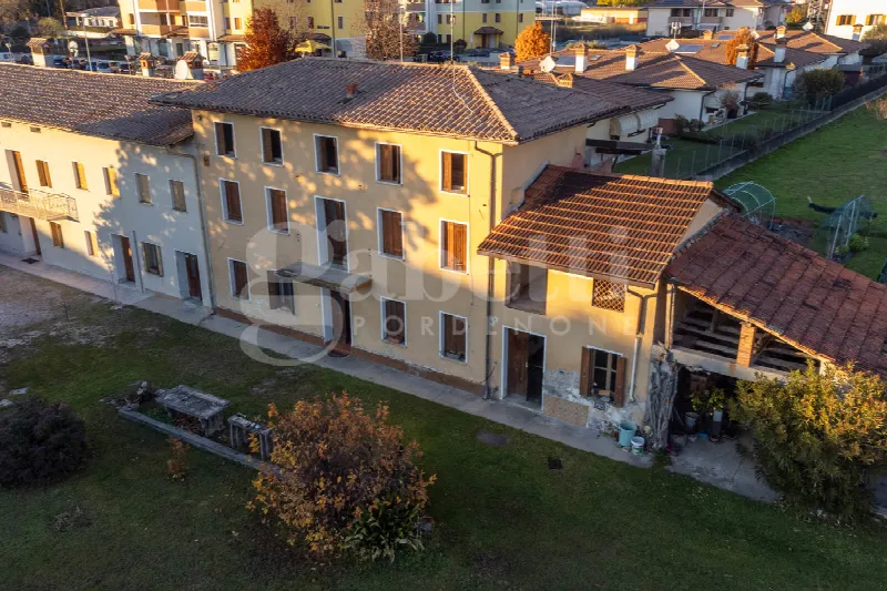 Rustico/Casale in vendita a Fontanafredda - foto 7