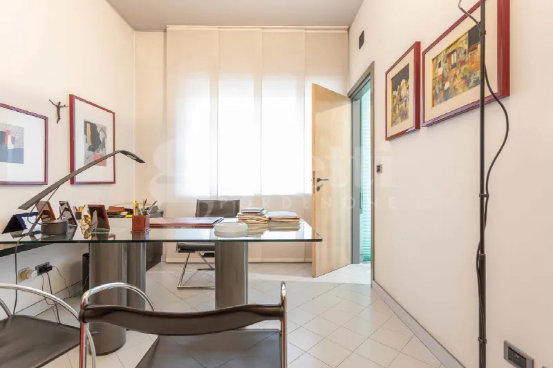Ufficio in vendita a Pordenone, Centro storico - foto 2