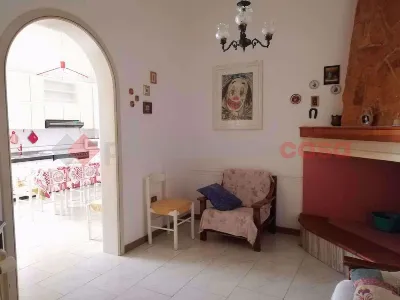 Palazzo/Stabile in vendita a Manduria - foto 2