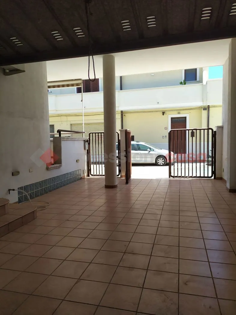 Palazzo/Stabile in vendita a Manduria - foto 3