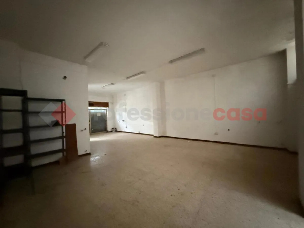 Palazzo/Stabile in vendita a Sava - foto 2