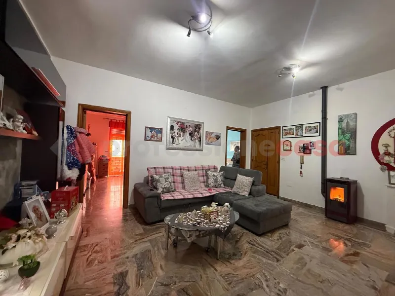 Palazzo/Stabile in vendita a Manduria - foto 1