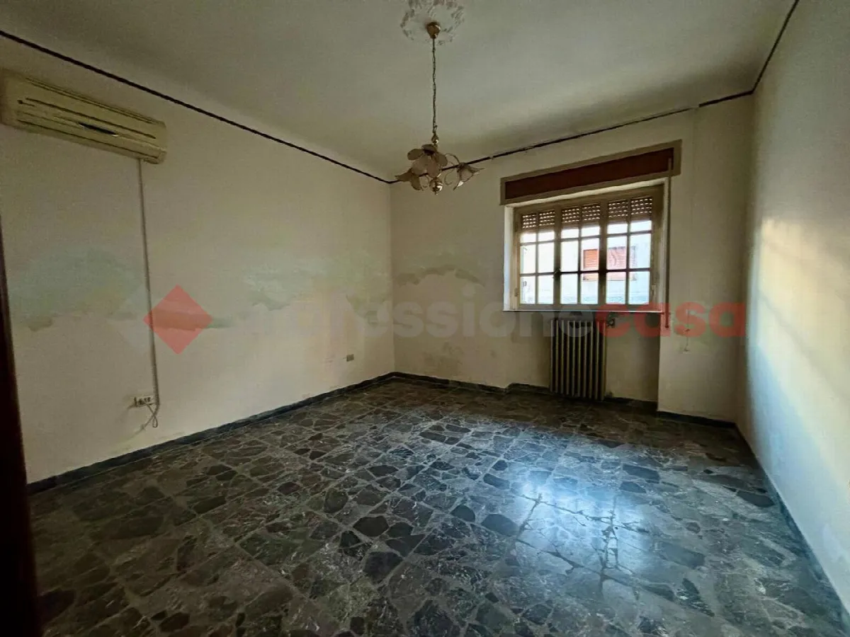 Palazzo/Stabile in vendita a Torricella - foto 2