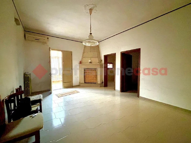 Palazzo/Stabile in vendita a Torricella - foto 6