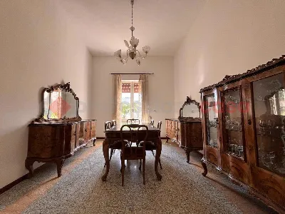 Palazzo/Stabile a Maruggio