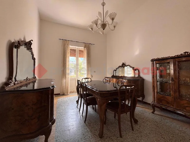 Palazzo/Stabile in vendita a Maruggio - foto 2