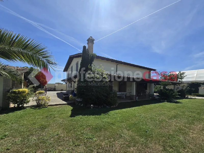 Villa in vendita a Fiumicino - foto 8