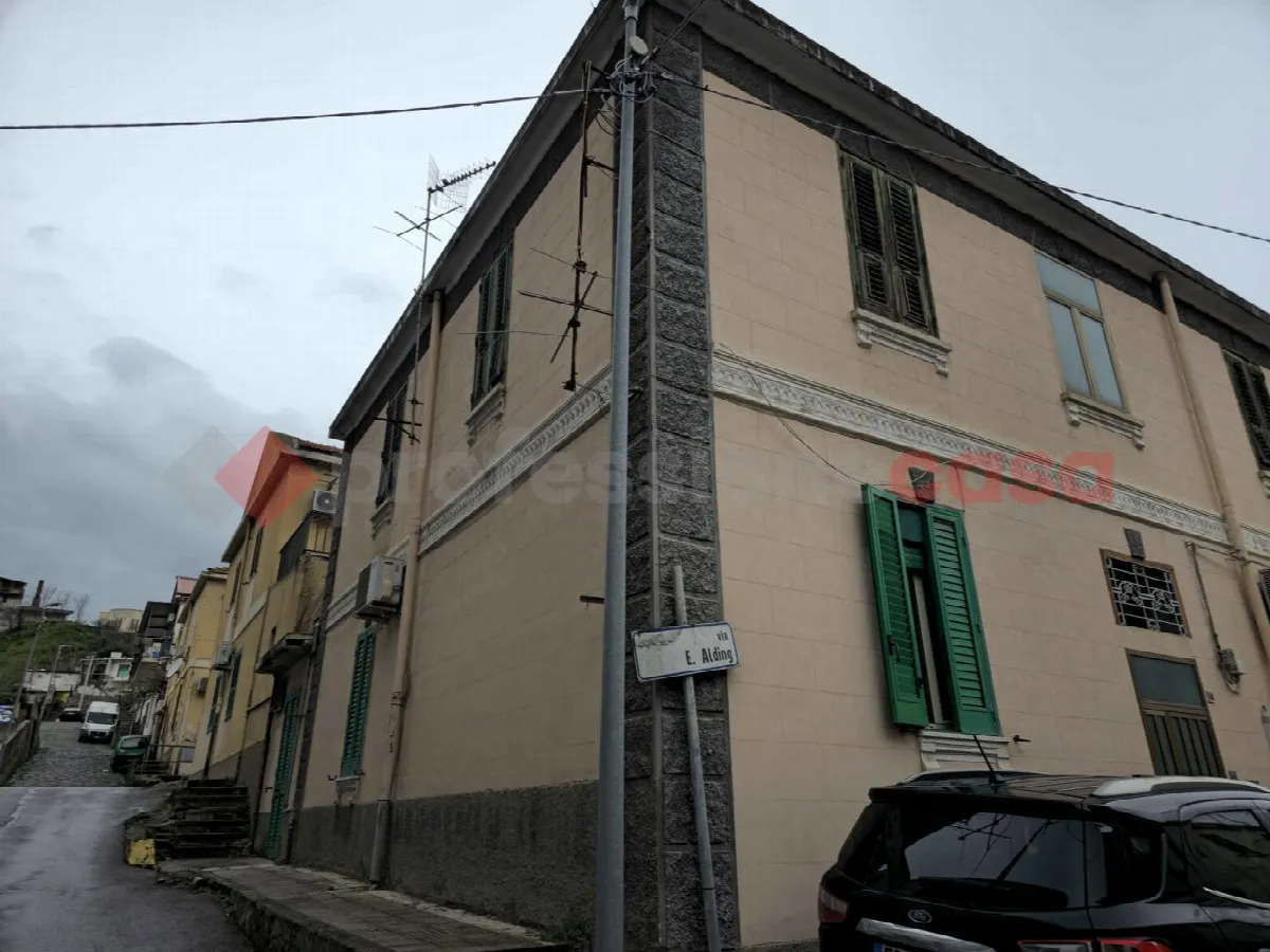 Appartamento in vendita a Messina, Provinciale, Quartiere Lombardo - foto 2