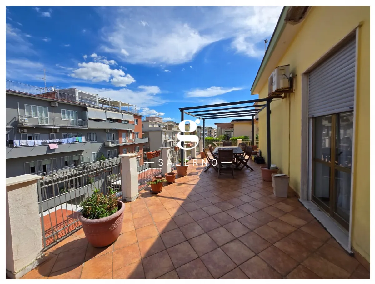 Appartamento in vendita a Salerno, Pastena, Pastena Alta, Mercatello, Mariconda - foto 5