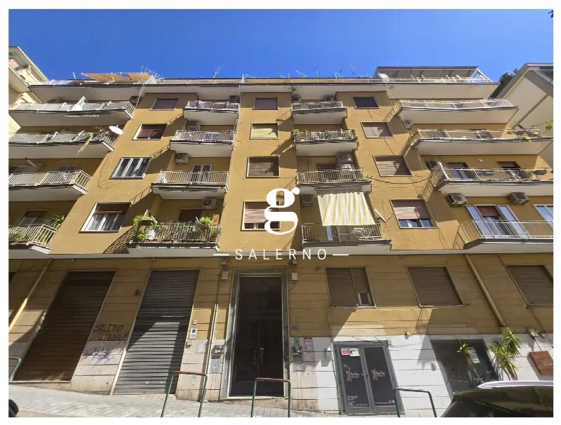 Appartamento in vendita a Salerno, Centro Storico, Teatro Verdi, Centro - foto 1