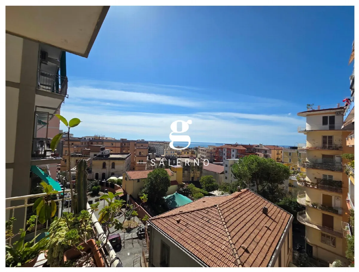 Appartamento in vendita a Salerno, Centro Storico, Teatro Verdi, Centro - foto 2