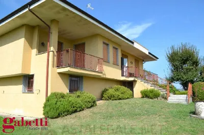 Casa Indipendente a Cherasco