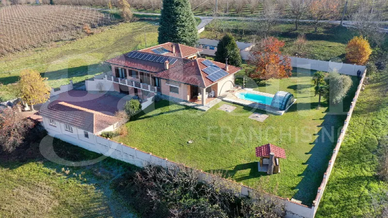 Villetta a schiera in vendita a La Morra - foto 1