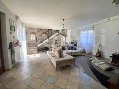 Casa Indipendente in vendita a Pocapaglia - foto 2