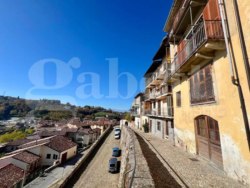 Casa Indipendente in vendita a La Morra - foto 2