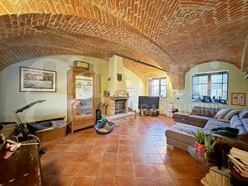 Casa Indipendente in vendita a Bra - foto 4