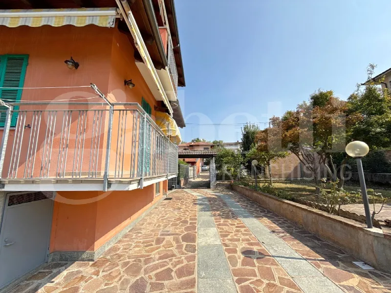 Casa Indipendente in vendita a Bra - foto 6
