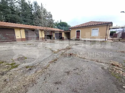 Palazzo/Stabile in vendita a Tagliacozzo - foto 9