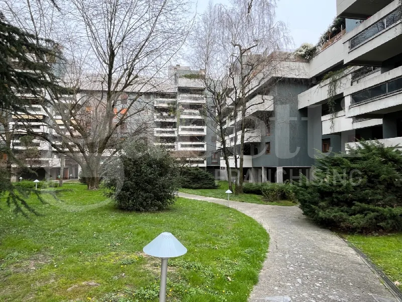 Appartamento in vendita a Milano, Bande nere, inganni - foto 2