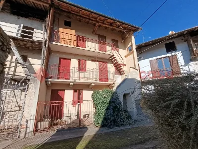 Rustico/Casale in vendita a Invorio - foto 2