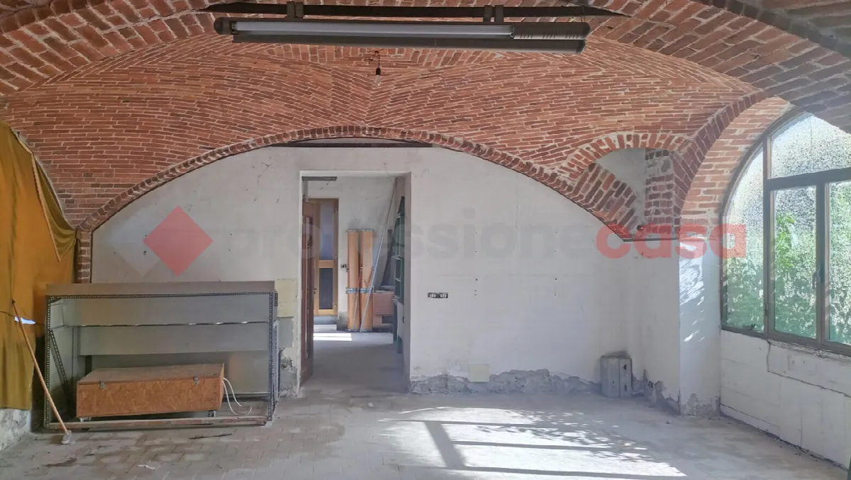 Rustico/Casale in vendita a Borgomanero - foto 3