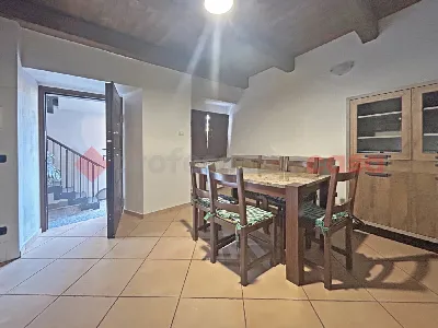 Casa Indipendente in vendita a Arona - foto 2
