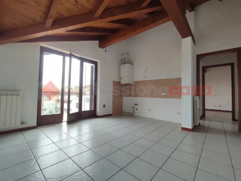 Appartamento in vendita a Dormelletto - foto 2