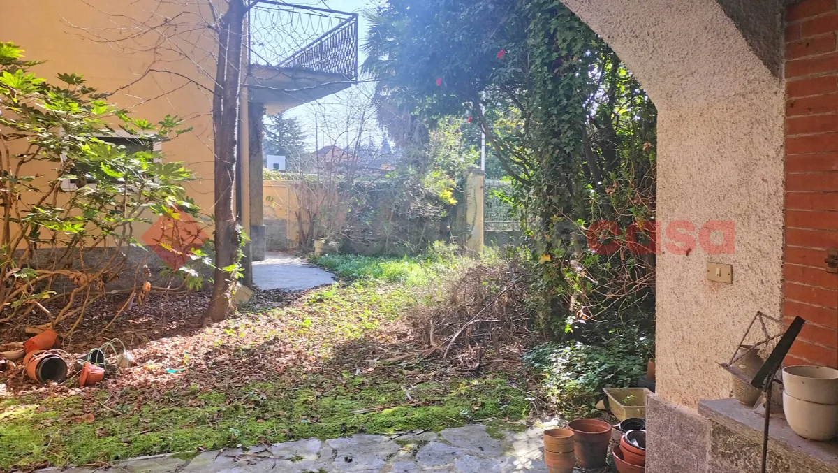Casa Indipendente in vendita ad Agrate Conturbia - foto 5