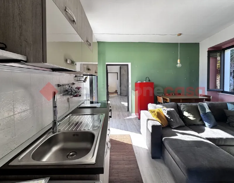 Casa Indipendente in vendita a Arona - foto 3