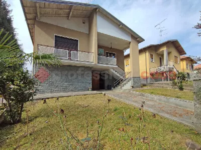 Casa Indipendente in vendita a Arona - foto 5