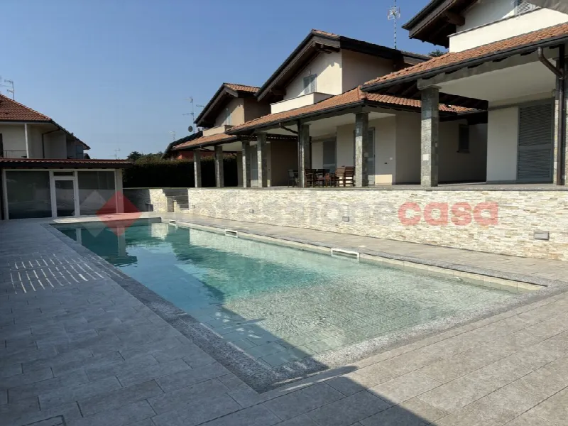 Villa in vendita a Paruzzaro - foto 2