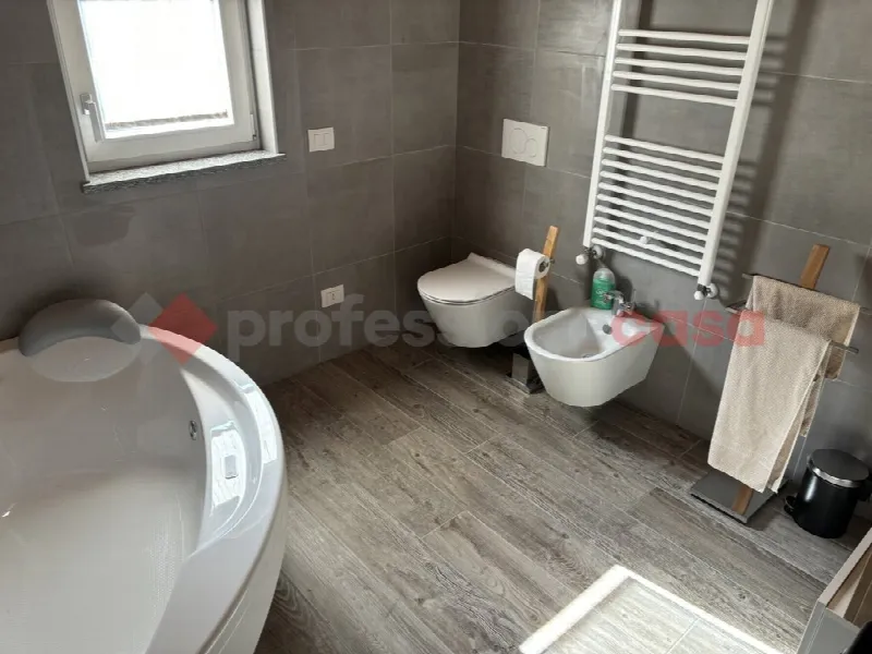 Villa in vendita a Paruzzaro - foto 8