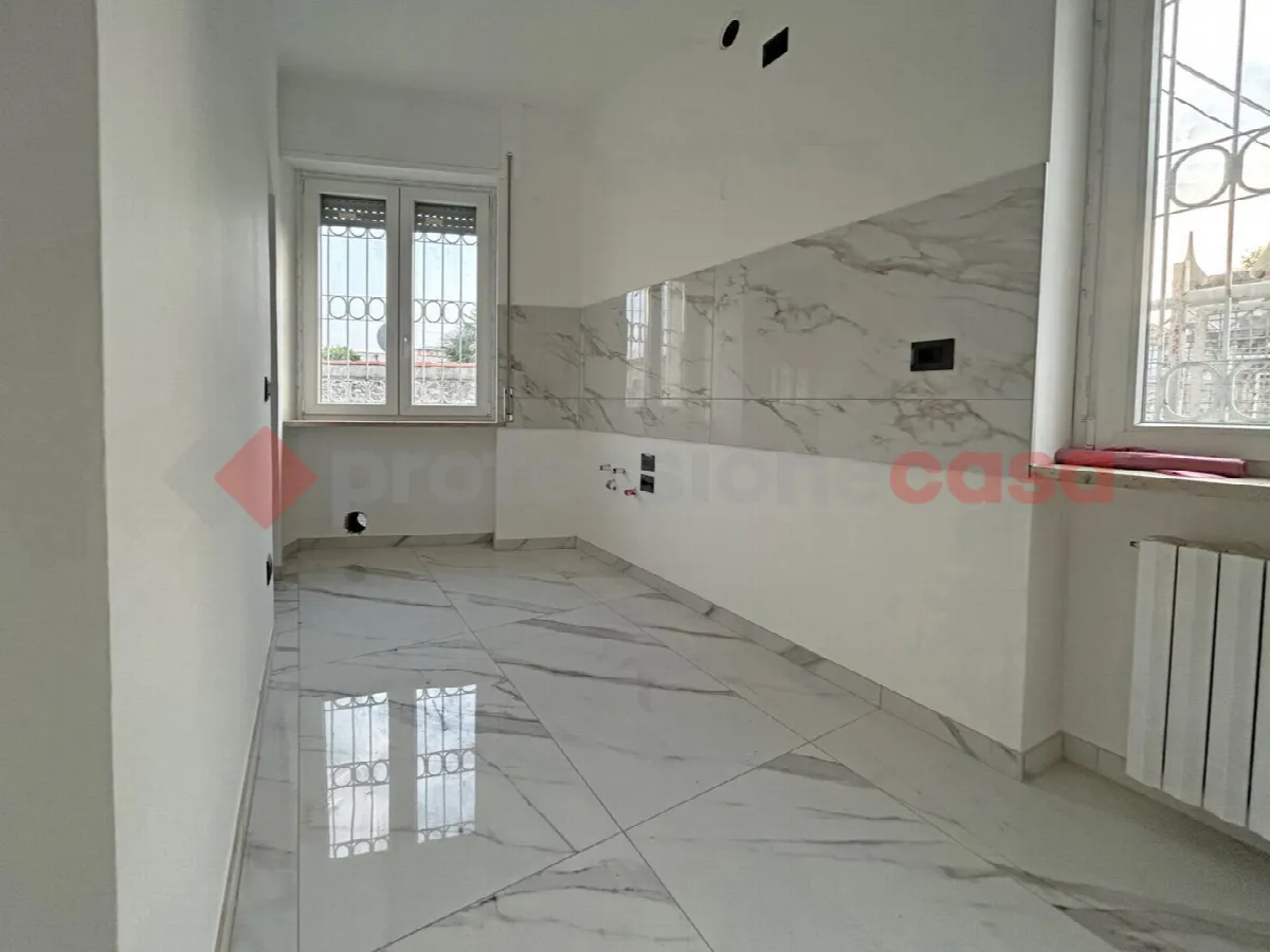 Appartamento in vendita a Borgomanero - foto 2