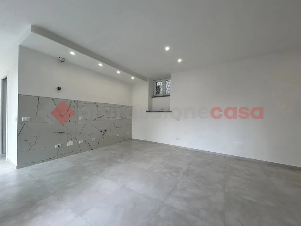 Appartamento in vendita ad Arona - foto 3