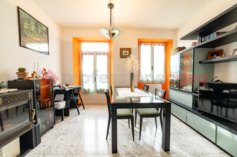 Casa Indipendente in vendita a Paruzzaro - foto 1