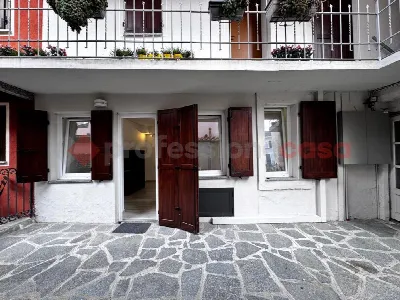 Appartamento a Arona