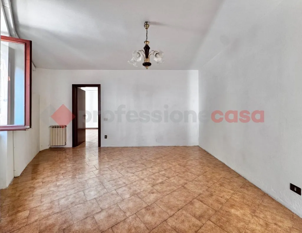 Appartamento in vendita ad Arona - foto 2